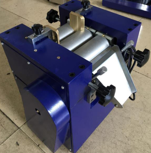 三輥研磨機(jī)，UV油墨研磨機(jī) 三輥研磨機(jī)報(bào)價(jià) 三輥研磨機(jī)批發(fā) 三輥研磨機(jī)供應(yīng)商 三輥研磨機(jī)生產(chǎn)廠家