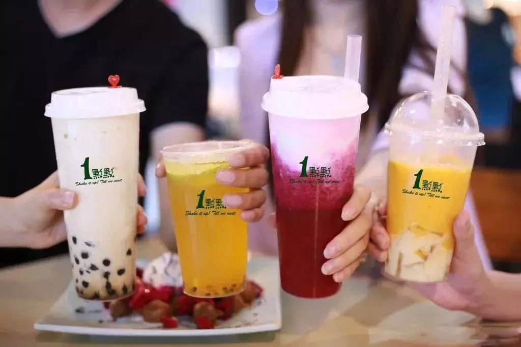 一點(diǎn)點(diǎn)奶茶加盟開店多長(zhǎng)時(shí)間回本？加盟開一家店怎么樣呢？ 一點(diǎn)點(diǎn)奶茶