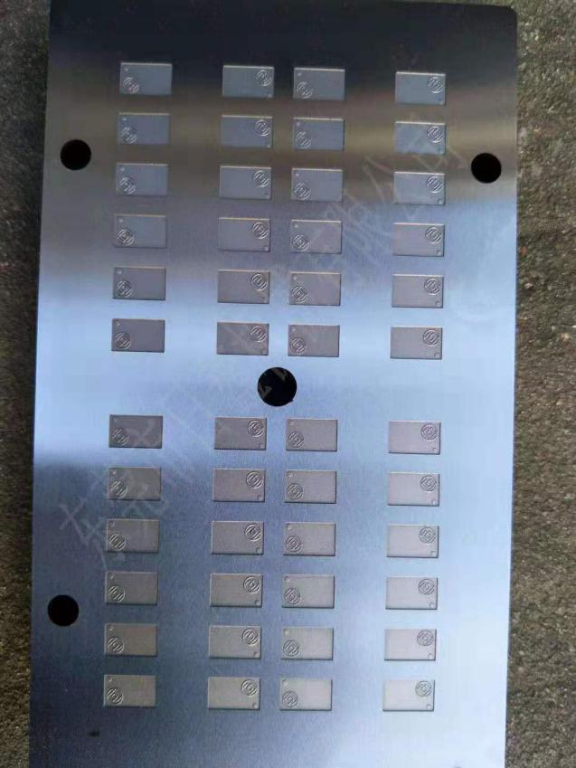 日鑫新 鏡面火花機模具加工機床 cnc鏡面火花機