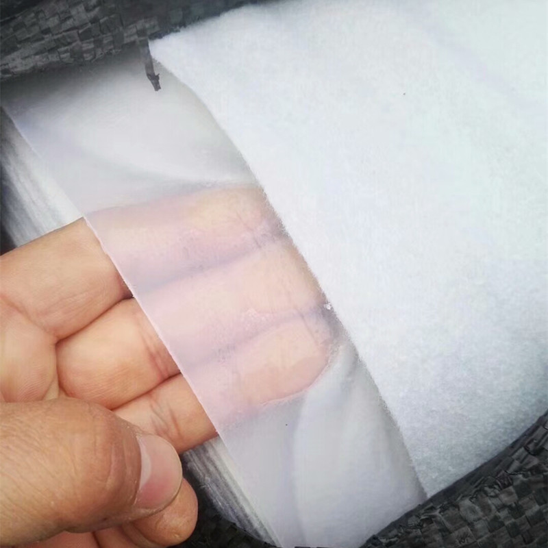 聚酯長絲復(fù)合土工膜 無紡短纖防水復(fù)合土工膜人工湖蓄水池邊坡防護(hù)