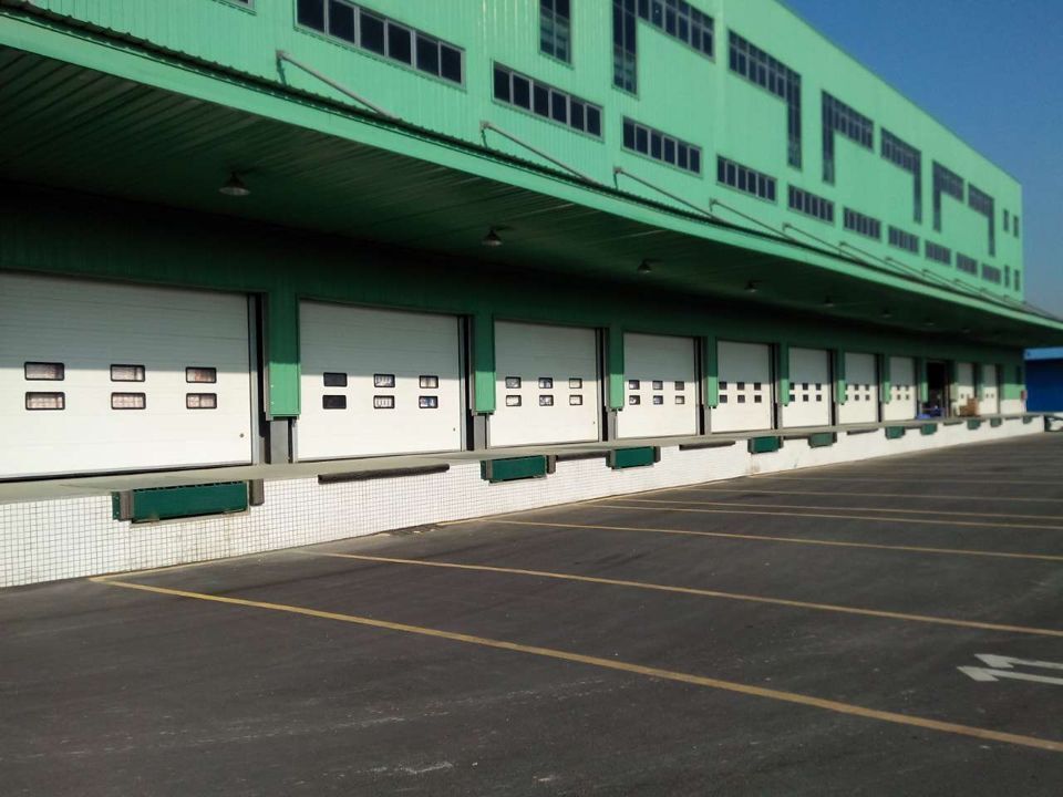 *廠家工業(yè)快速提升門工業(yè)保溫門