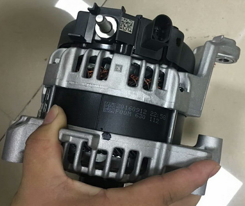 供應(yīng)奔馳GL450助力泵，三元催化，起動(dòng)機(jī)，機(jī)油泵,原廠件