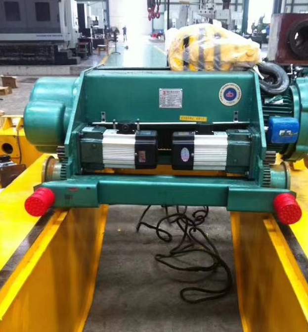 雙梁橋式起重機(jī)