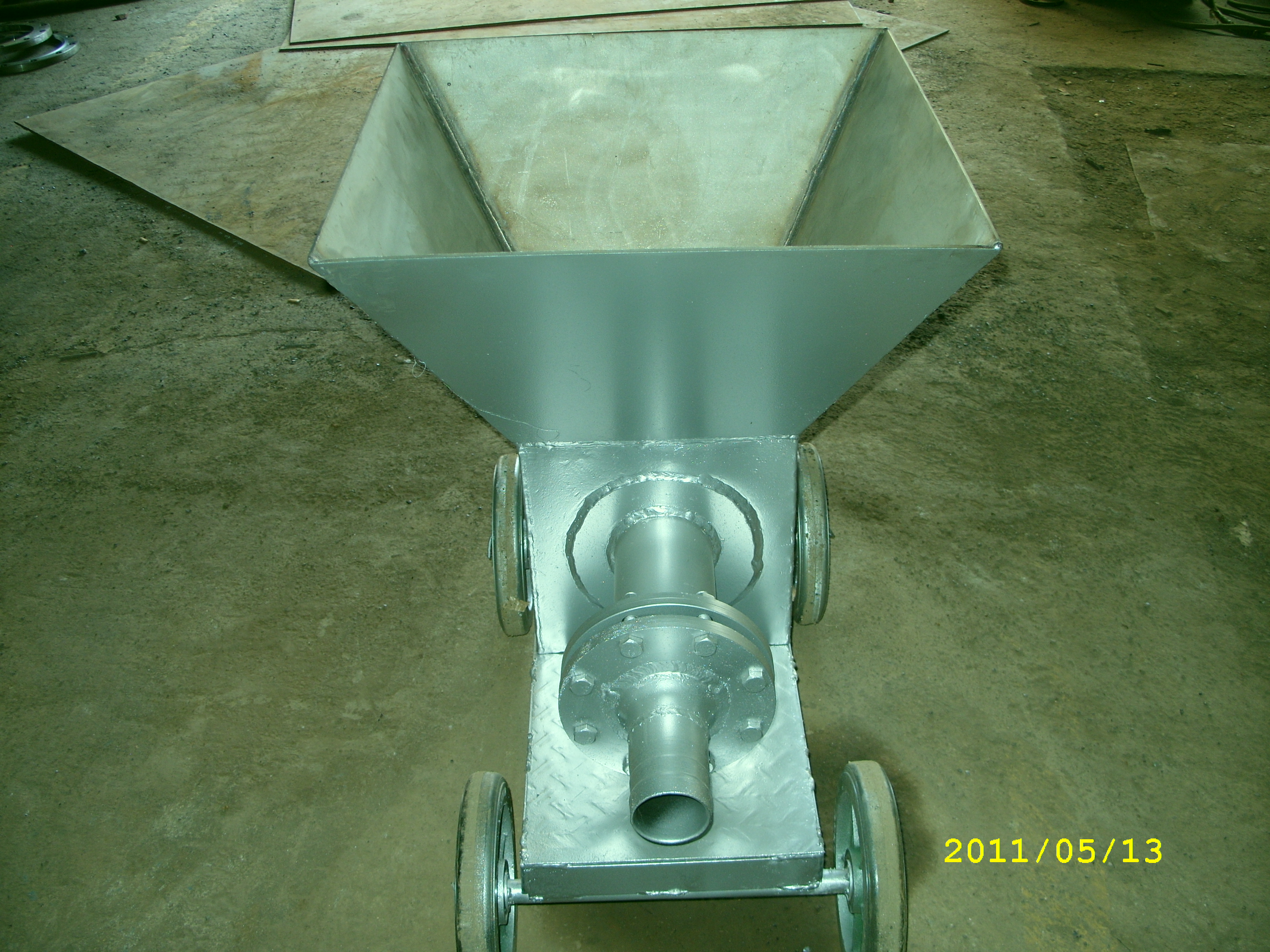 移動(dòng)樹脂輸送器 移動(dòng)樹脂輸送器廠家