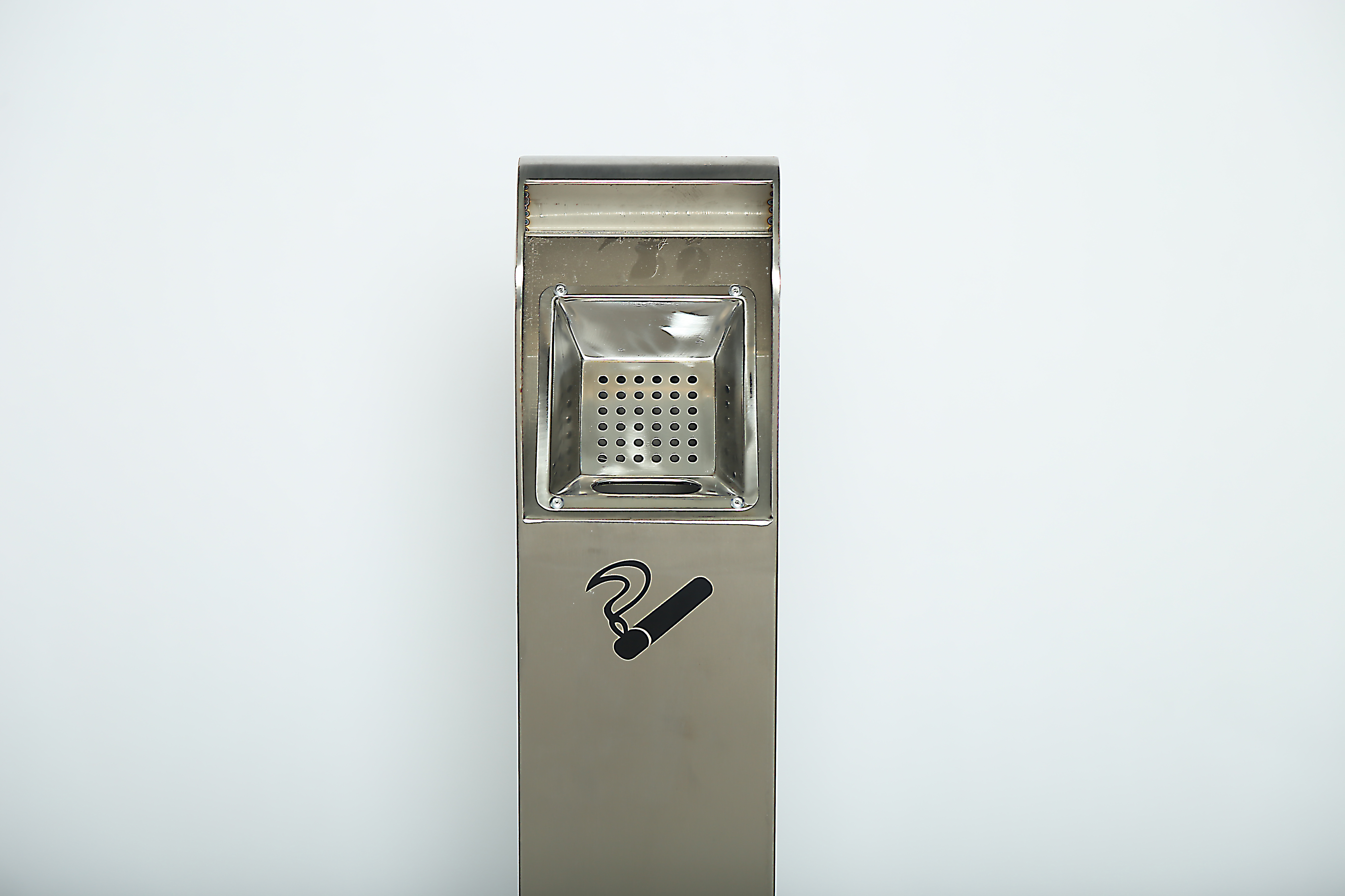 廠(chǎng)家專(zhuān)業(yè)生產(chǎn)垃圾分類(lèi)回收箱   金屬板材質(zhì)專(zhuān)業(yè)定制