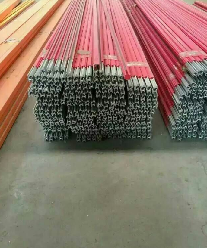 單級滑線報價，批發(fā)，供應(yīng)商，生產(chǎn)廠家【長垣縣建輝橋梁物資經(jīng)銷處】