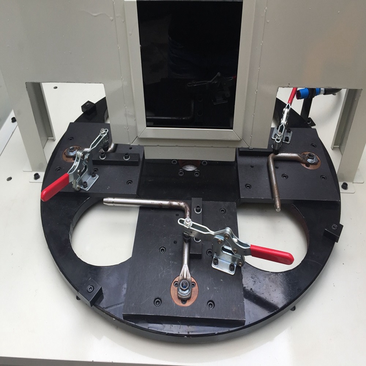 四軸數(shù)控自動(dòng)焊接機(jī)五金制造復(fù)雜不規(guī)則工件焊接