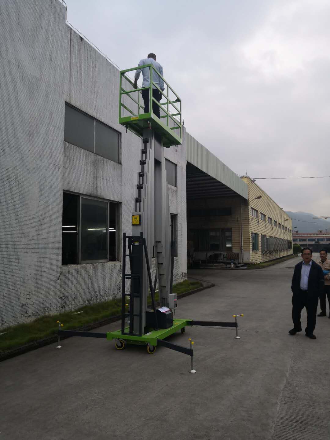 樂山鋁合金升降機(jī) 樂山鋁合金升降平臺(tái)