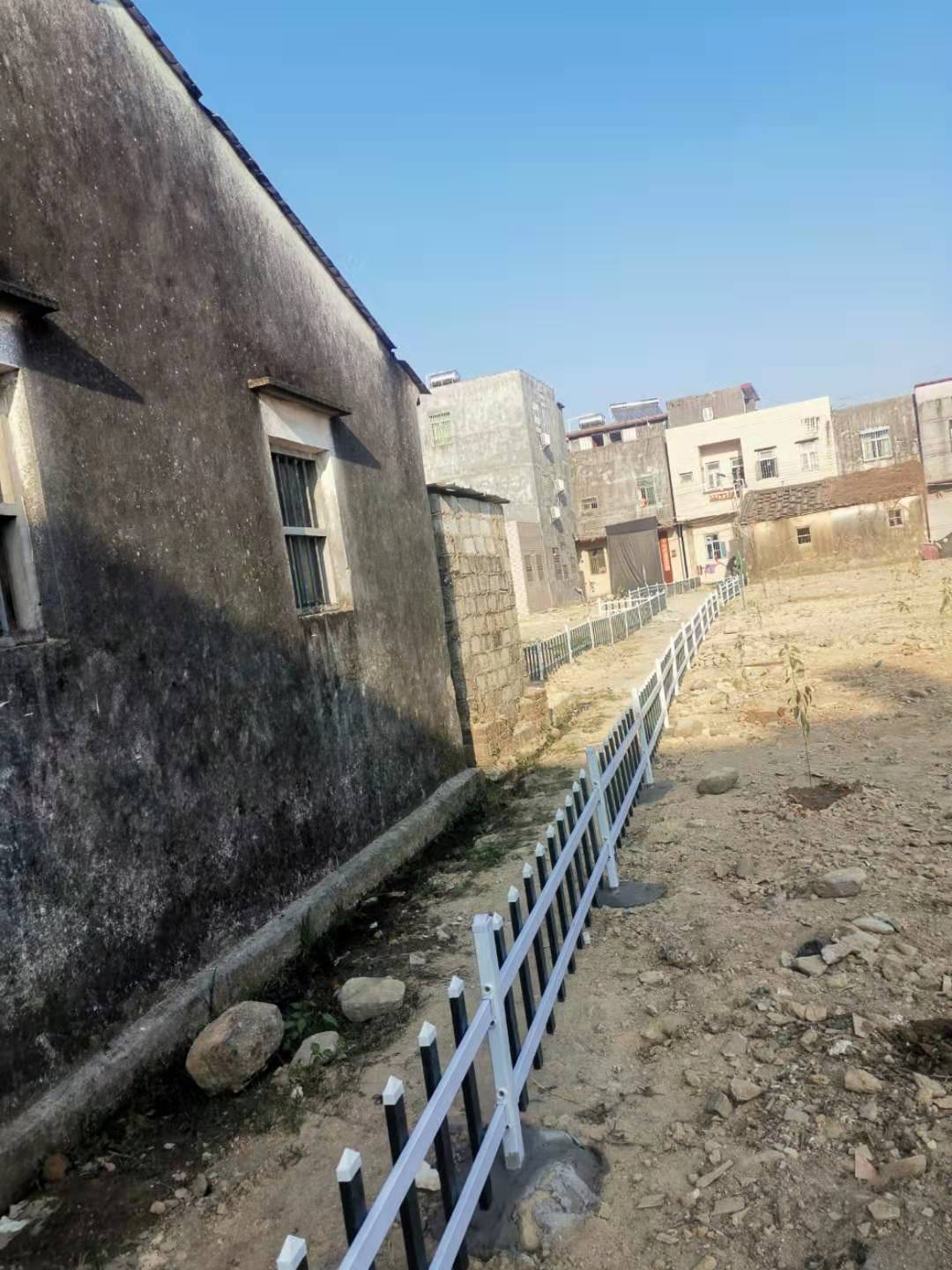 新農(nóng)村建設(shè)草坪護欄