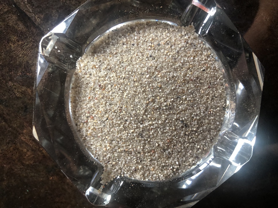 廠家質感砂,園粒砂價格,灰色圓粒砂_質感砂河北磊泰廠家