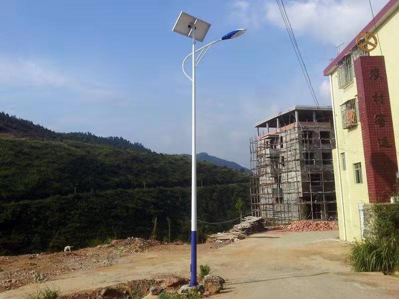 100W太陽能路燈直銷價格-廠家定制