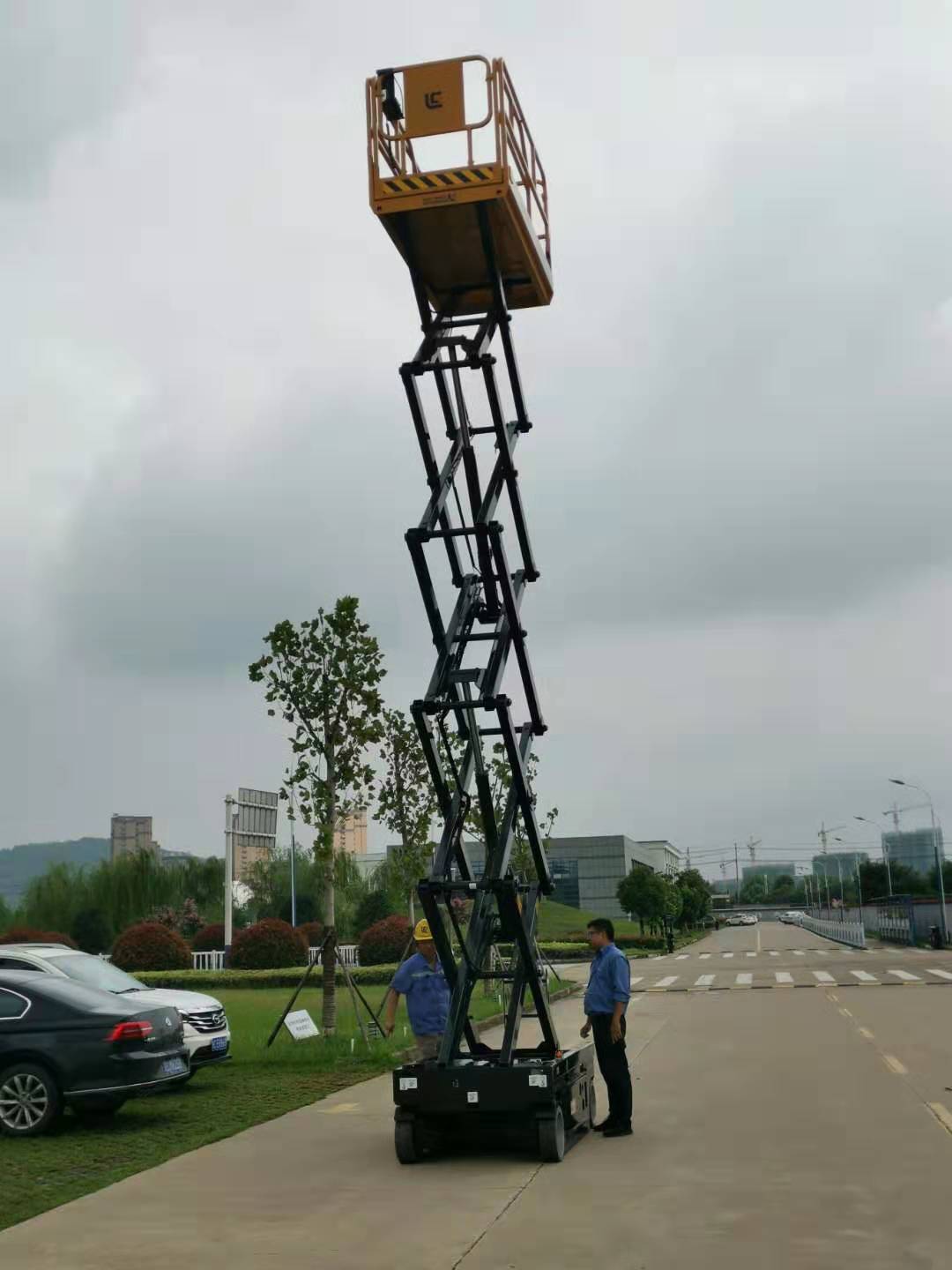 黃埔升降車出租、魚珠升降品臺租賃