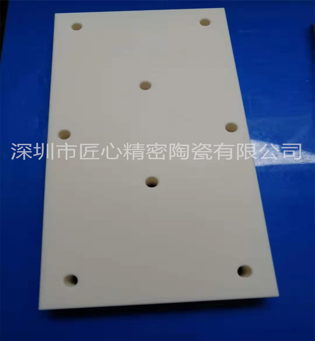 氧化鋁耐磨陶瓷板來圖來樣定制加工氧化鋁陶瓷