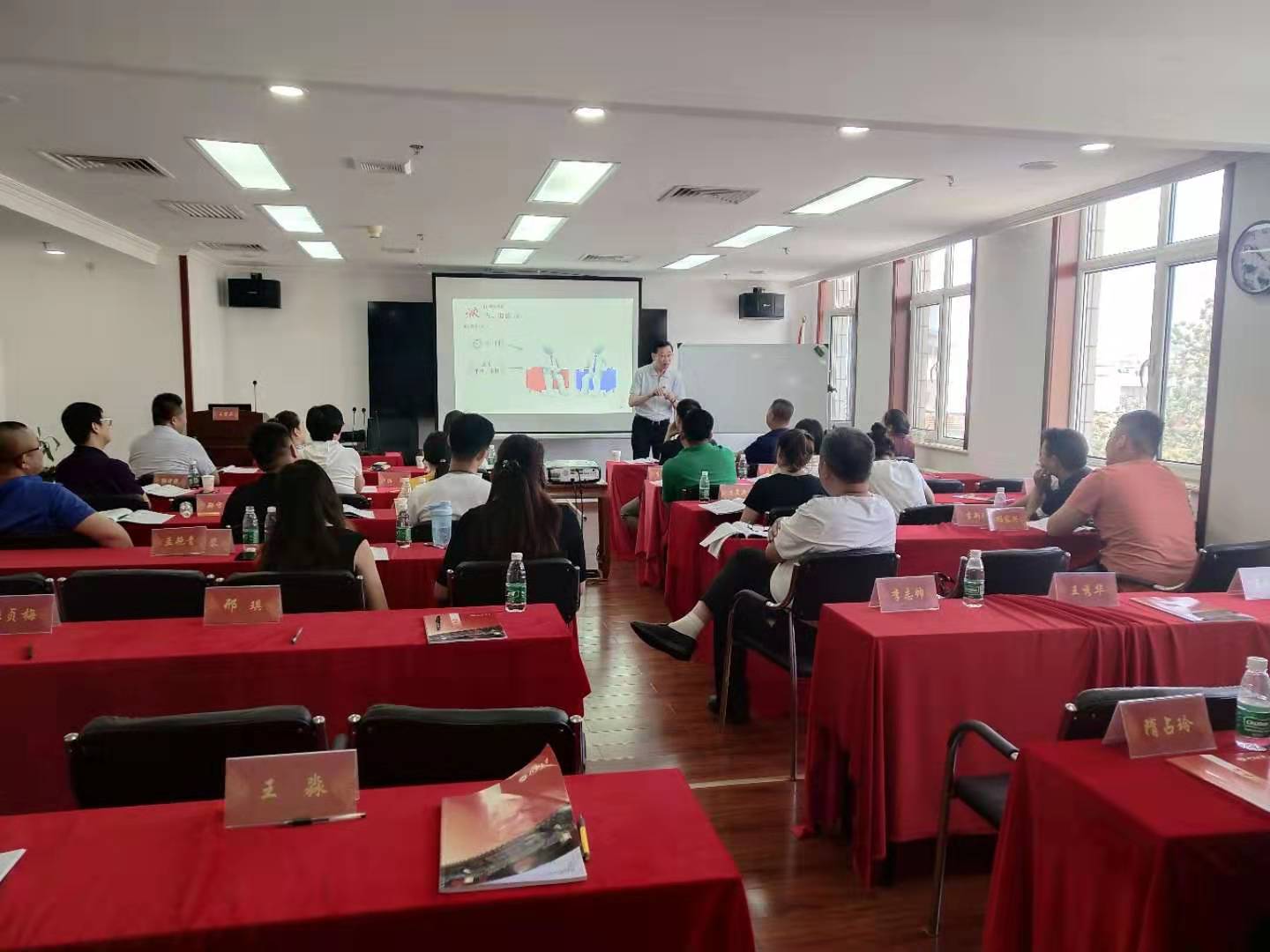 清大.工商管理（EMBA）總裁 清大.工商管理（EMBA）總裁班