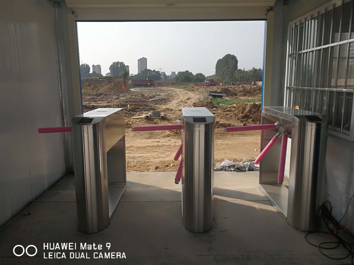 周口工地三輥閘 刷卡門禁系統(tǒng)廠家