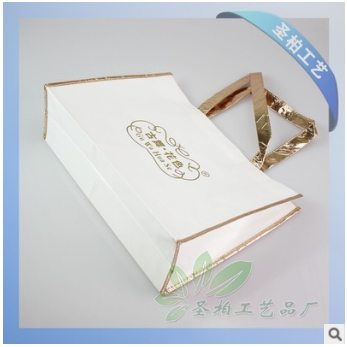 現(xiàn)貨批發(fā)絲印環(huán)保購物袋-手提無紡布廣告袋價格-工廠直銷禮品袋包裝袋