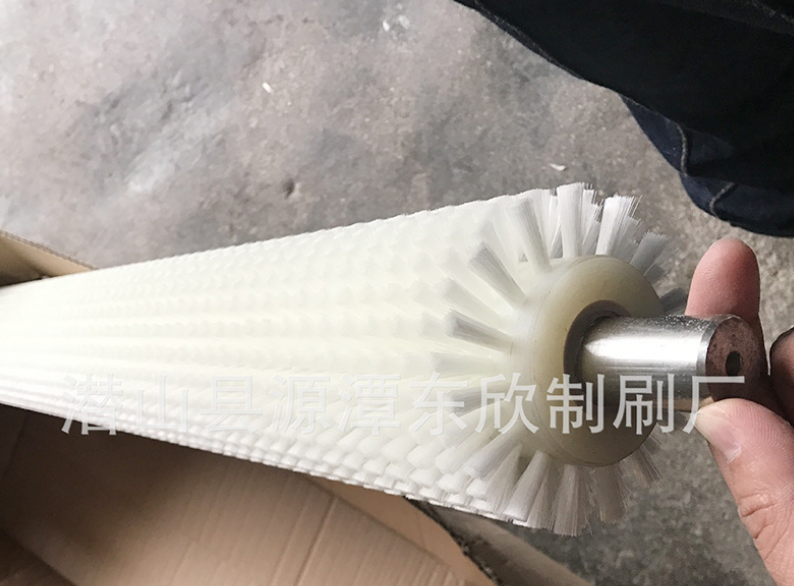 食品級(jí)毛刷輥報(bào)價(jià)，批發(fā)，供應(yīng)商，生產(chǎn)廠家【安徽友達(dá)刷業(yè)有限公司】