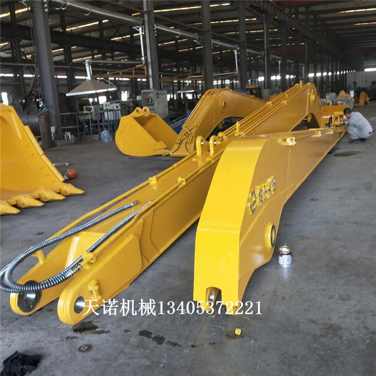 山東天諾挖掘機加長臂定做 18米加長臂價格 質(zhì)量