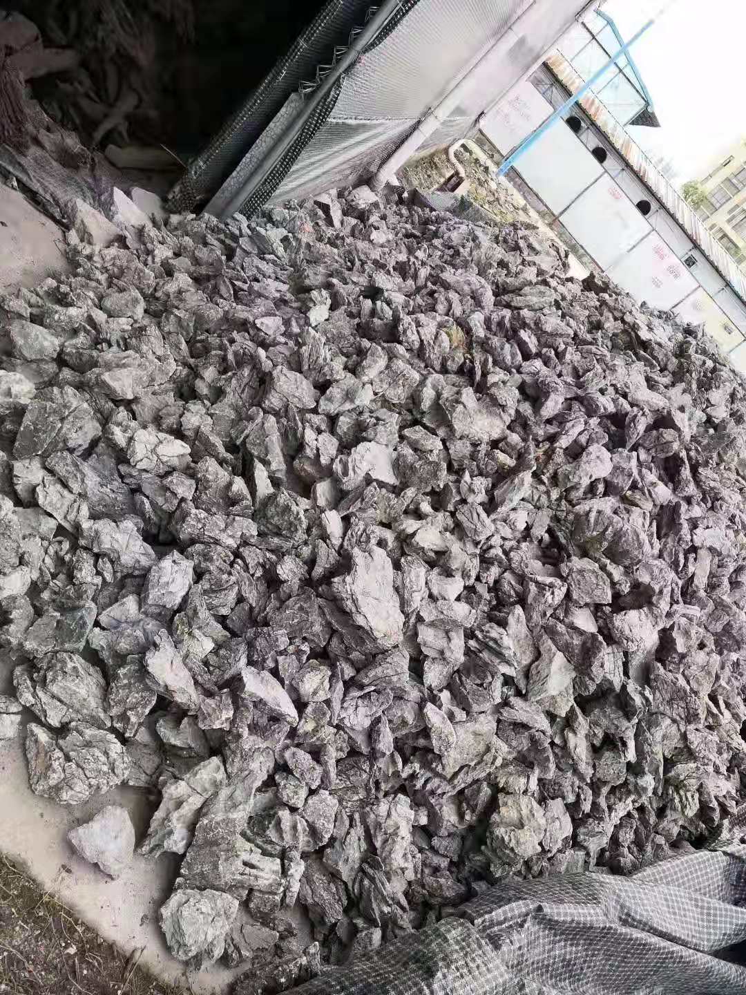 園林水族造景石價(jià)格、廠家、直銷價(jià)格、供應(yīng)商報(bào)價(jià)【廣州及石雨園林水族用品有限公司】