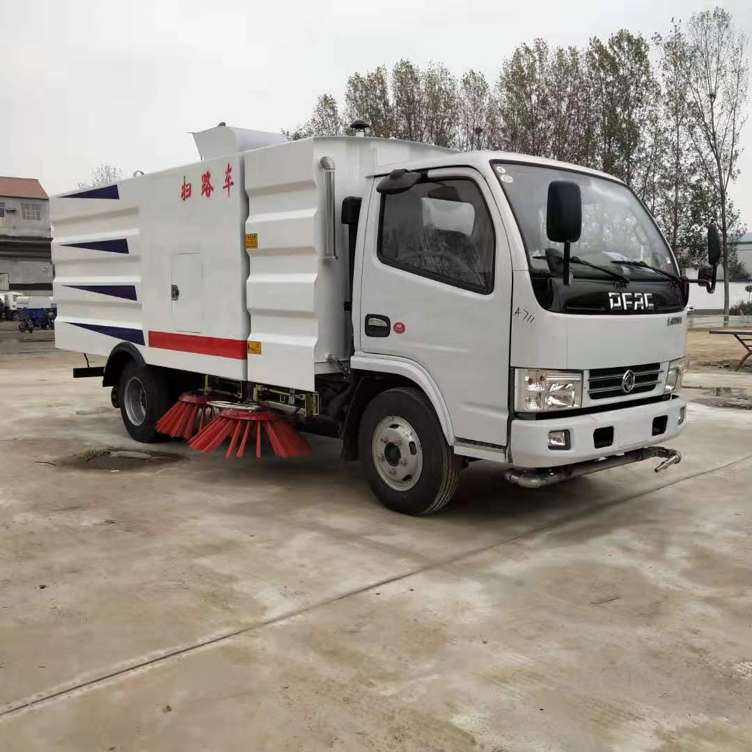 廠家直銷綠化環(huán)衛(wèi)車道路清掃車大型道路清掃車