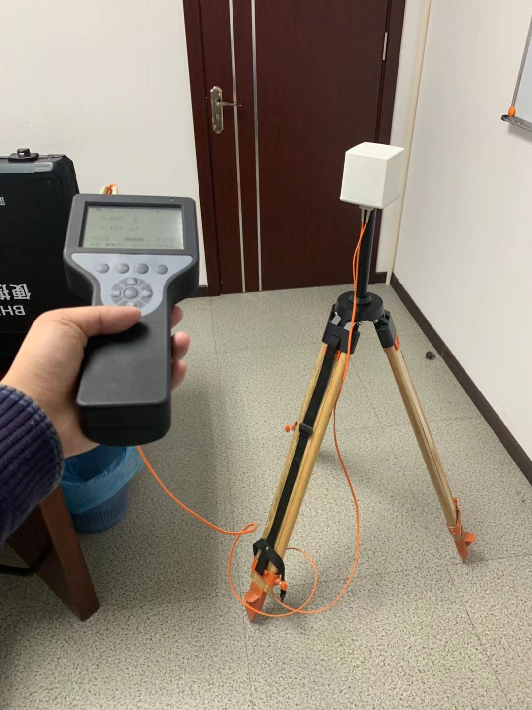 BHYT2010A手持式場強儀 職業(yè)衛(wèi)生安全監(jiān)管和環(huán)境保護監(jiān)測