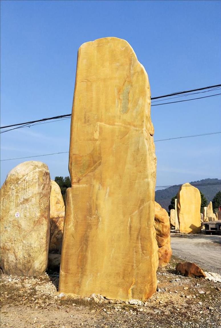 度假村招牌刻字石 大型刻字石 直銷黃蠟石