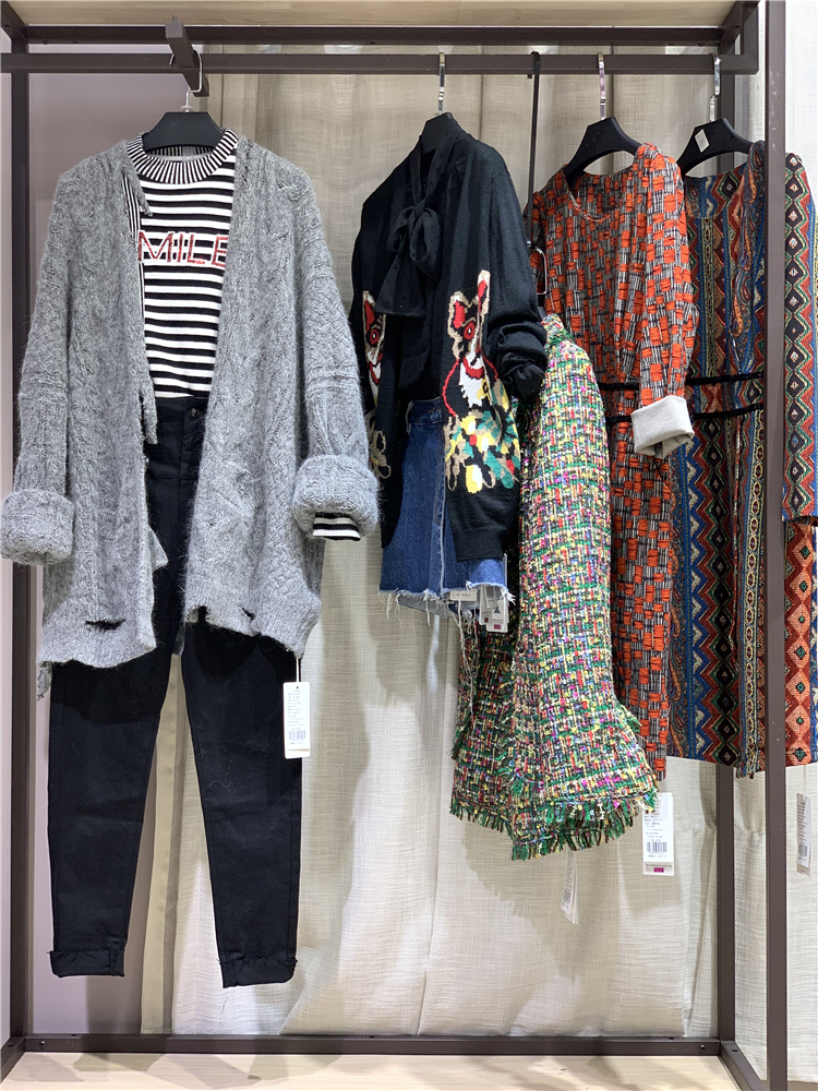 谷邦品牌折扣女裝貨源直播貨源批發(fā)