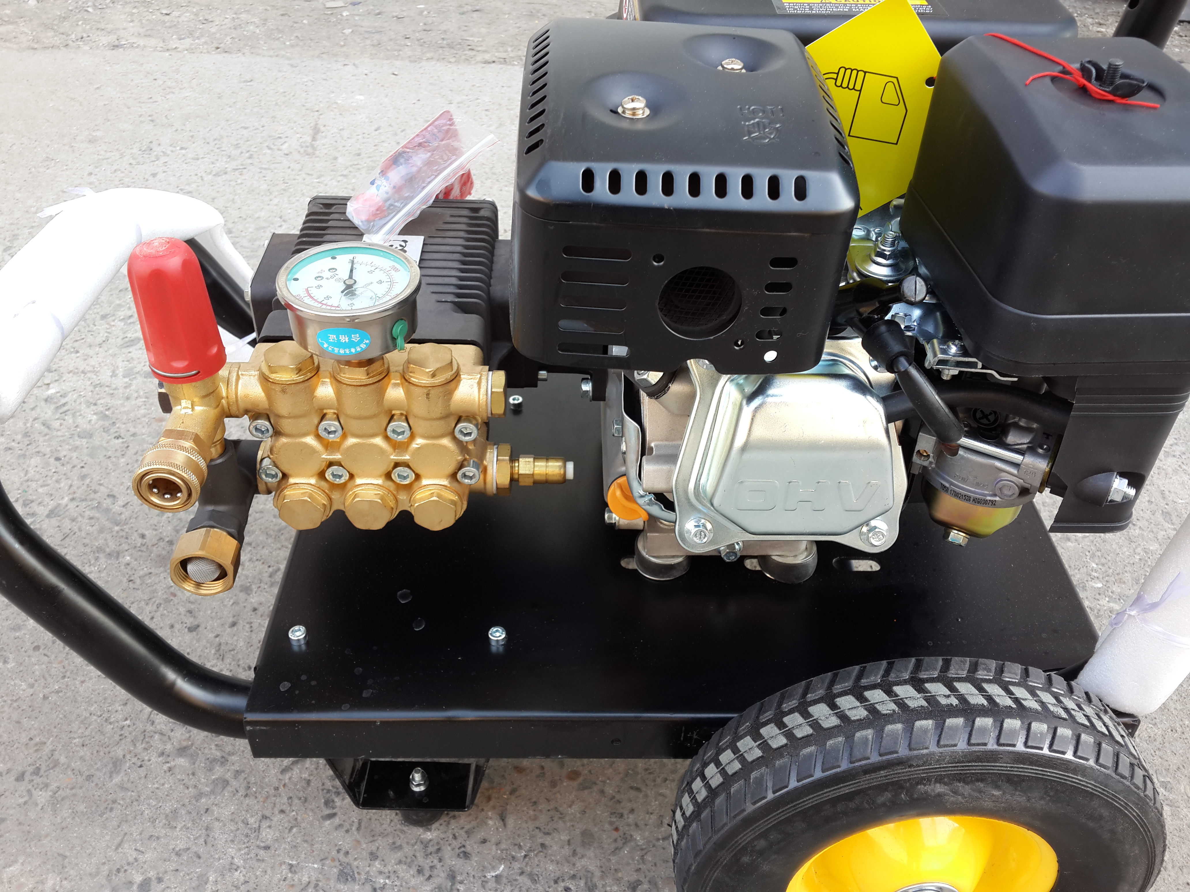 上海熊貓*引擎式工業(yè)1911清洗機2815洗車機 *引擎式工業(yè)高壓清洗機洗車泵沖洗水槍頭