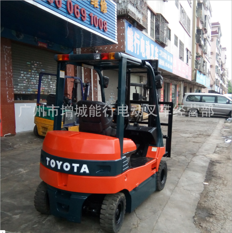 二手豐田叉車@廣東二手1.8噸豐田前移式電動(dòng)叉車出租