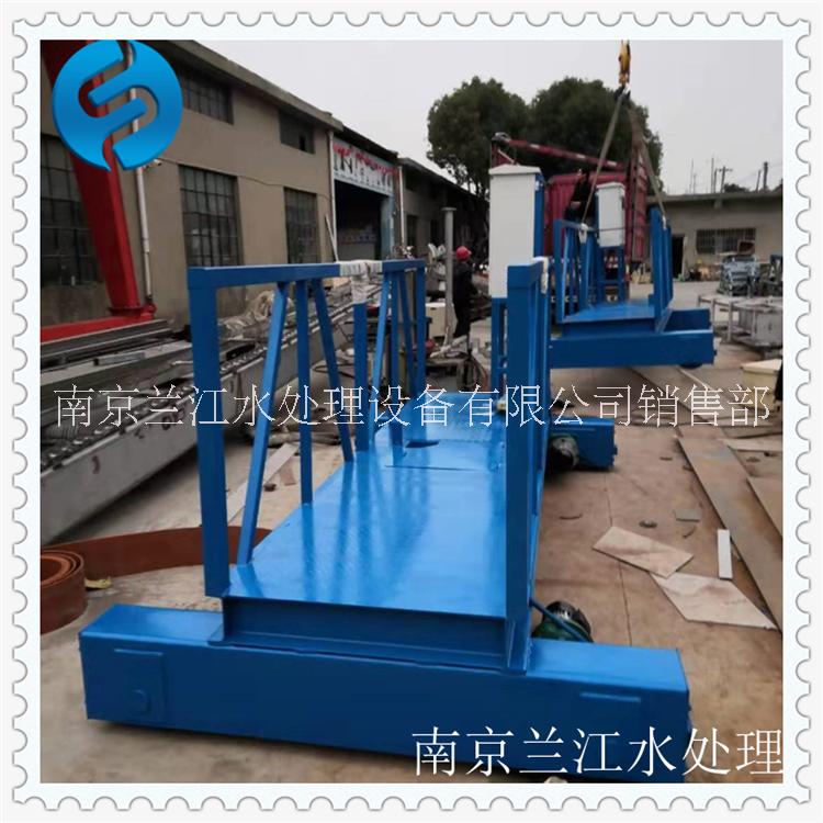 南京桁車式刮泥機(jī)廠家