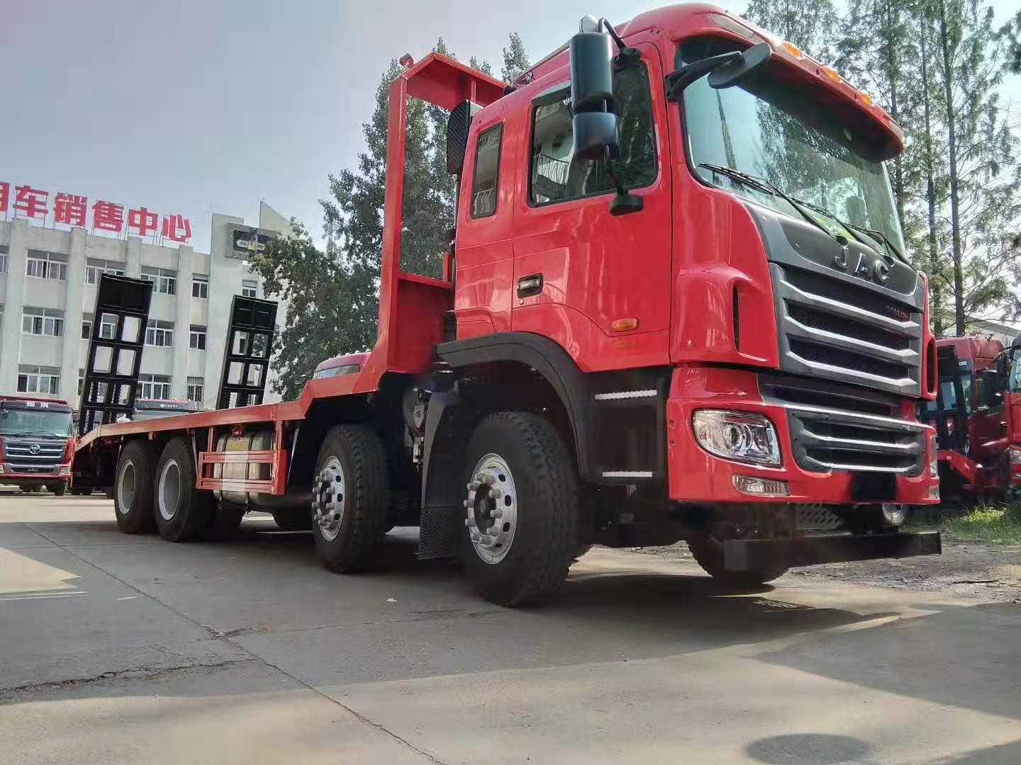 平板運(yùn)輸車(chē)價(jià)格平板車(chē)廠家