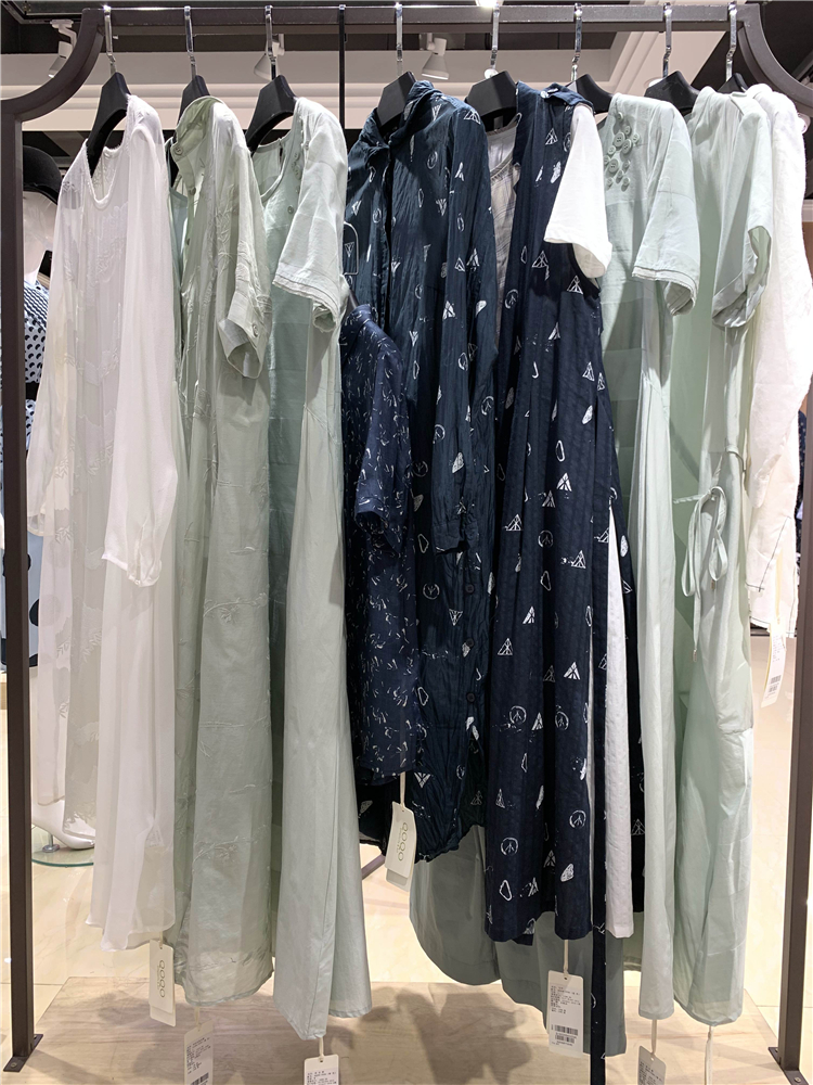 米祖品牌折扣店貨源直播貨源供應(yīng)