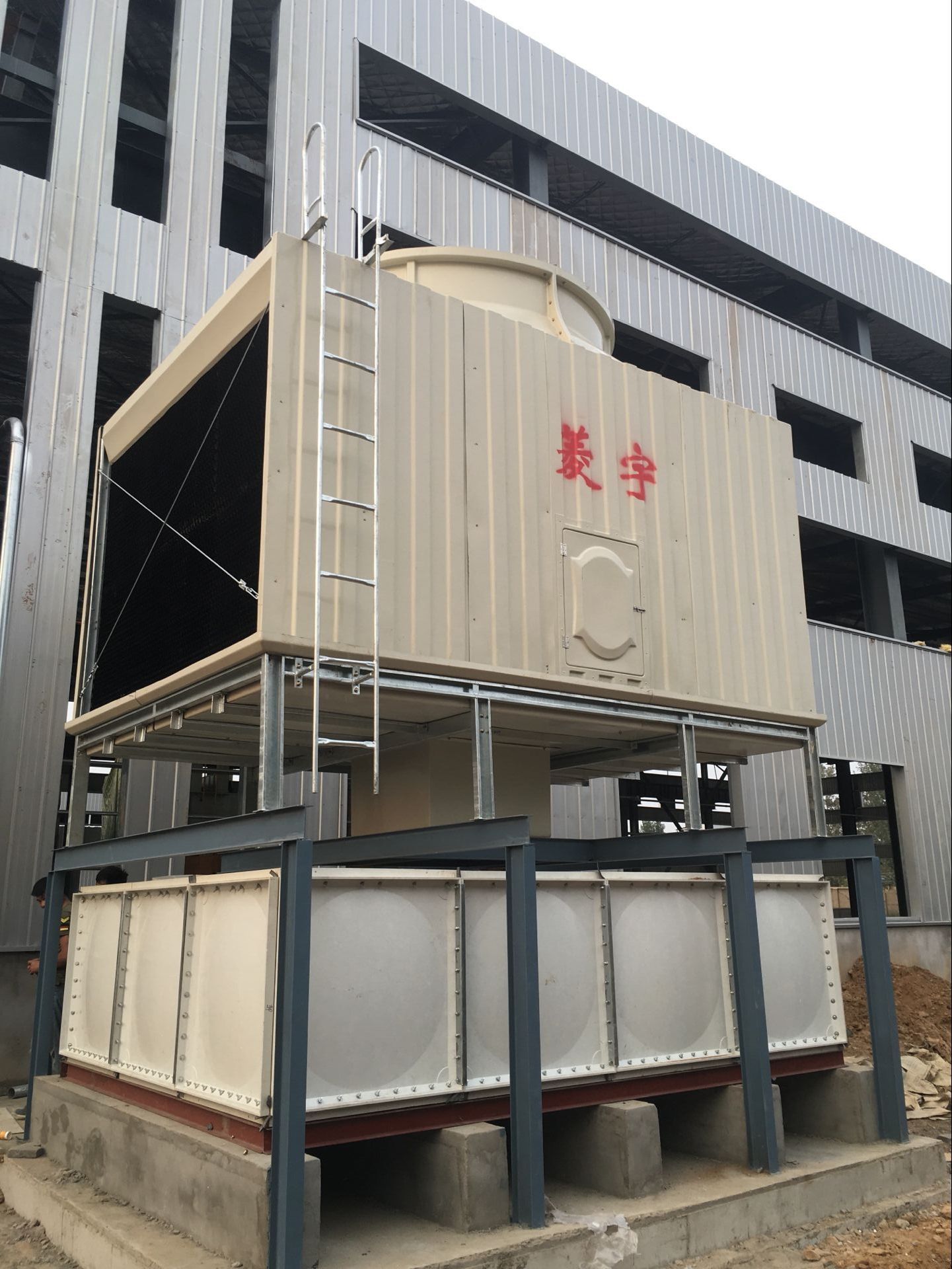 鄭州市方形冷卻塔廠家 低噪音400噸方形冷卻塔