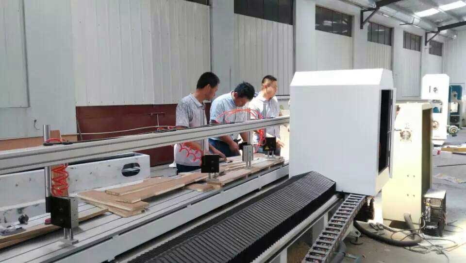 廣東湛江興隆數(shù)控水平鉆銑床側(cè)銑鉆智能鉆