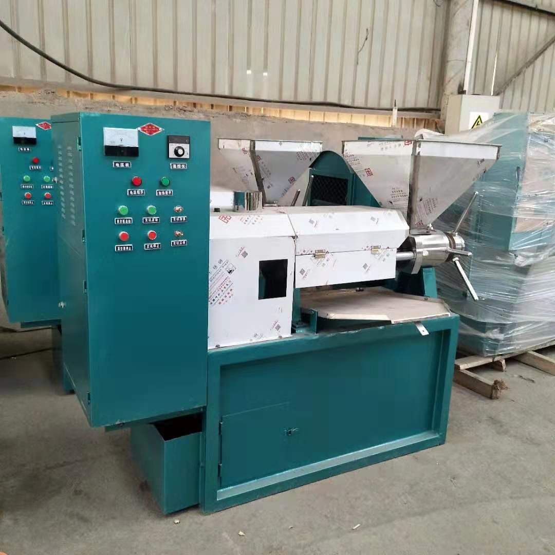 廠家直銷商用全自動(dòng)螺旋榨油機(jī) 多功能油坊*榨油機(jī) 鄭州玉科機(jī)械 全自動(dòng)商用70型榨油機(jī)