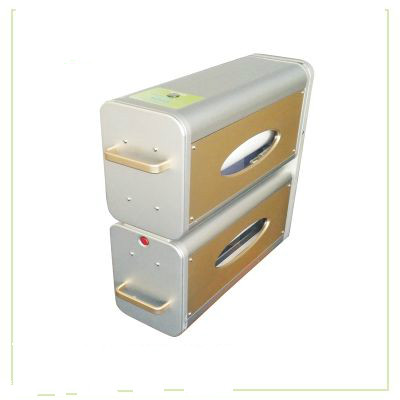 英國TOT光學(xué)膜靜電除塵機(jī)  英國TOT標(biāo)簽輪轉(zhuǎn)機(jī)除塵裝置