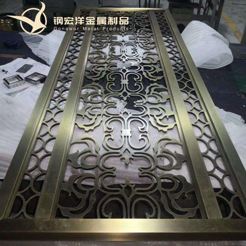 廠家定制創(chuàng)意個(gè)性不銹鋼屏風(fēng)玫瑰金酒店玄關(guān)落地屏風(fēng)金屬鏤空隔斷