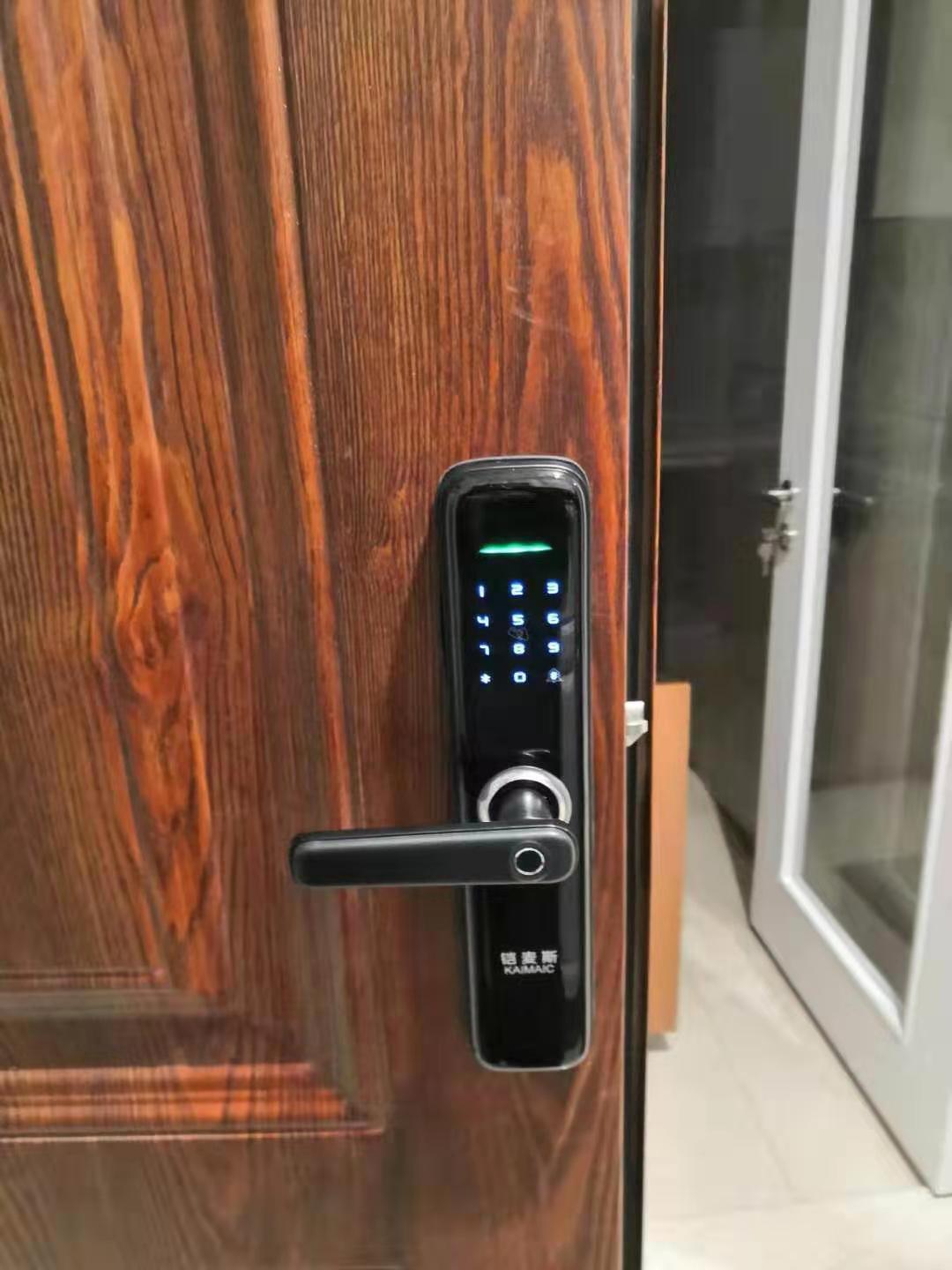 武勝路漢正街換防盜門鎖芯，換指紋