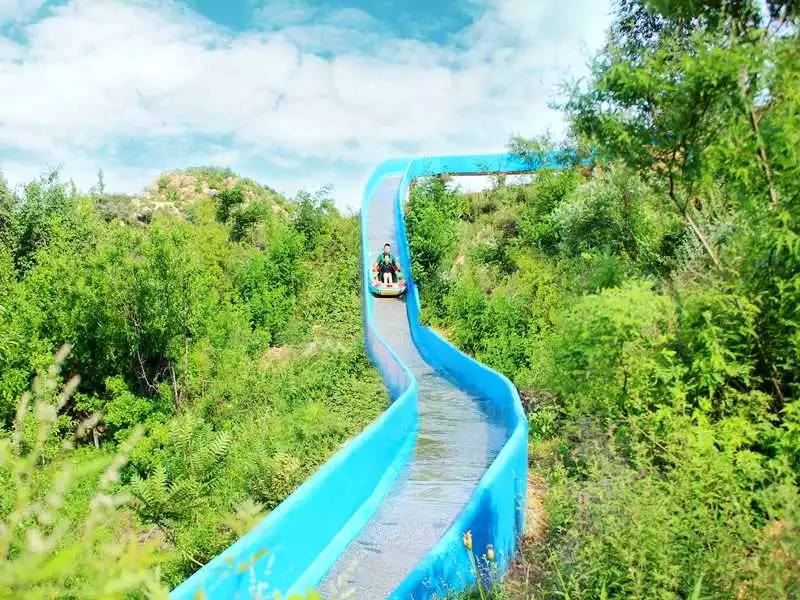 空中漂流滑梯玻璃鋼滑道水上游樂設(shè)施