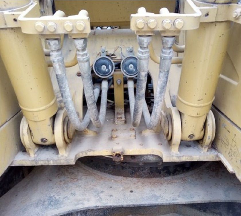 二手挖掘機(jī)廠家 上海二手挖掘機(jī)供應(yīng) 二手隧道挖機(jī)