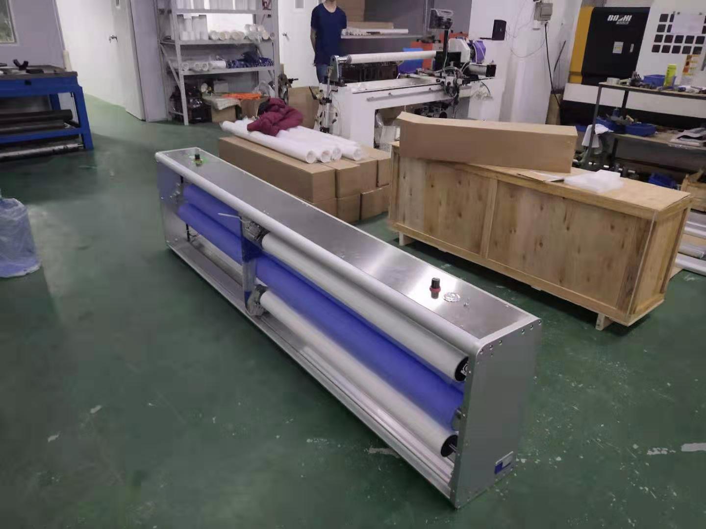 TOT 2.4米寬涂布機(jī)配套粘塵機(jī)薄膜表面清潔機(jī)靜電除塵設(shè)備