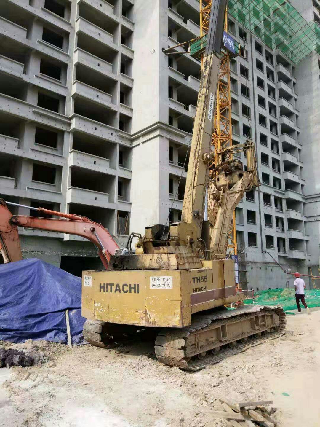 供應(yīng)一臺日立旋挖鉆機TH55