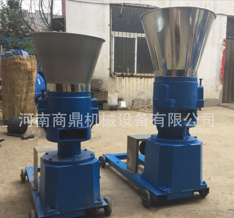 飼料顆粒機(jī)廠家 牛羊兔飼料機(jī) 大型養(yǎng)殖家用飼料設(shè)備