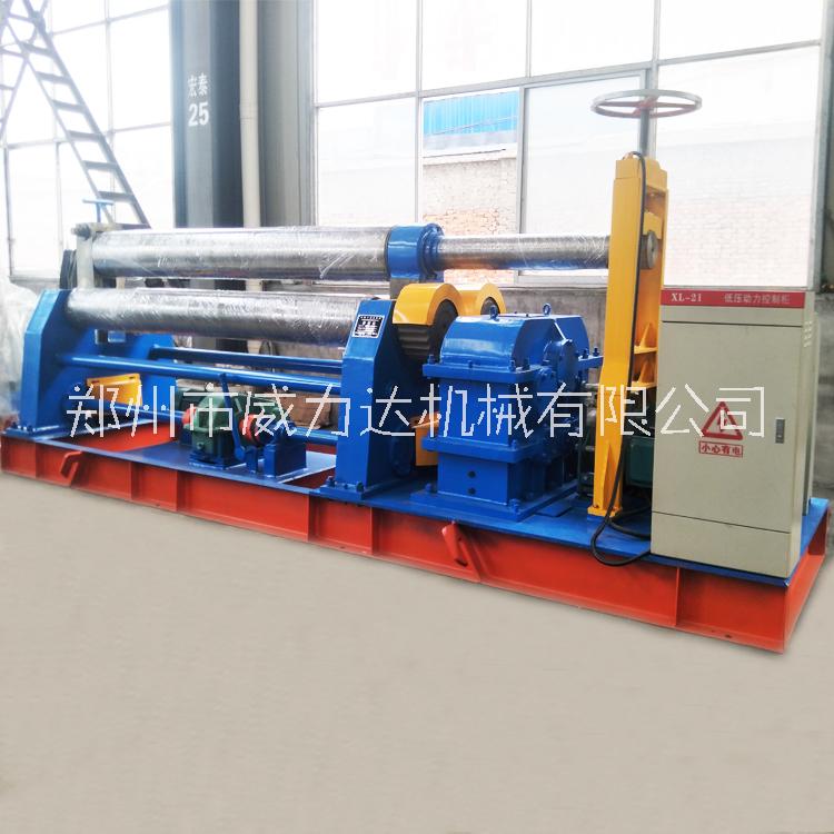 河南卷板機(jī)租賃 三輥卷板機(jī)出租電話 專業(yè)生產(chǎn)卷板機(jī)廠家