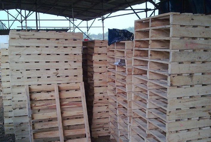 【上海藍(lán)賀木業(yè)】供應(yīng)木托盤 訂做各種規(guī)格優(yōu)質(zhì)木托盤 歡迎來電 訂做托盤