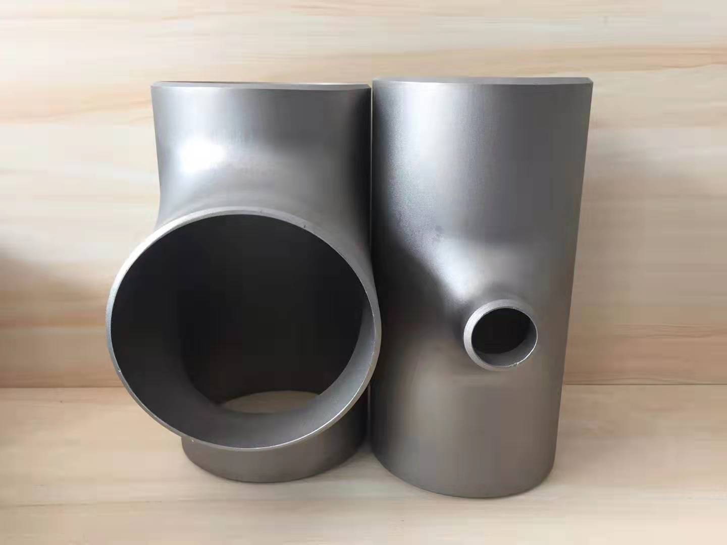 上海管道設(shè)備法蘭配件生產(chǎn)廠*現(xiàn)貨批發(fā)報(bào)價(jià)