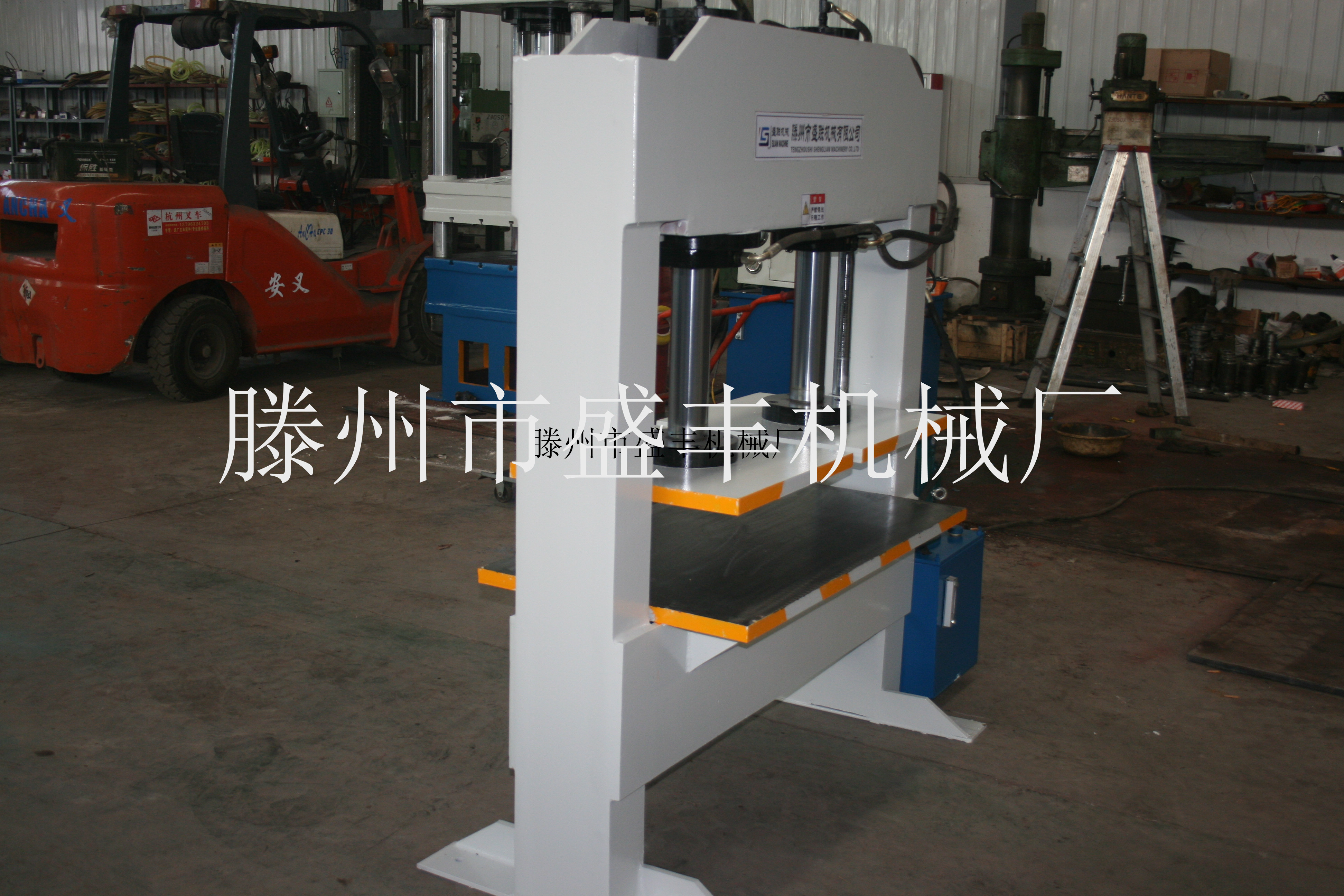 盛豐 40噸雙缸木箱壓邊機，框架式YM-40T液壓機