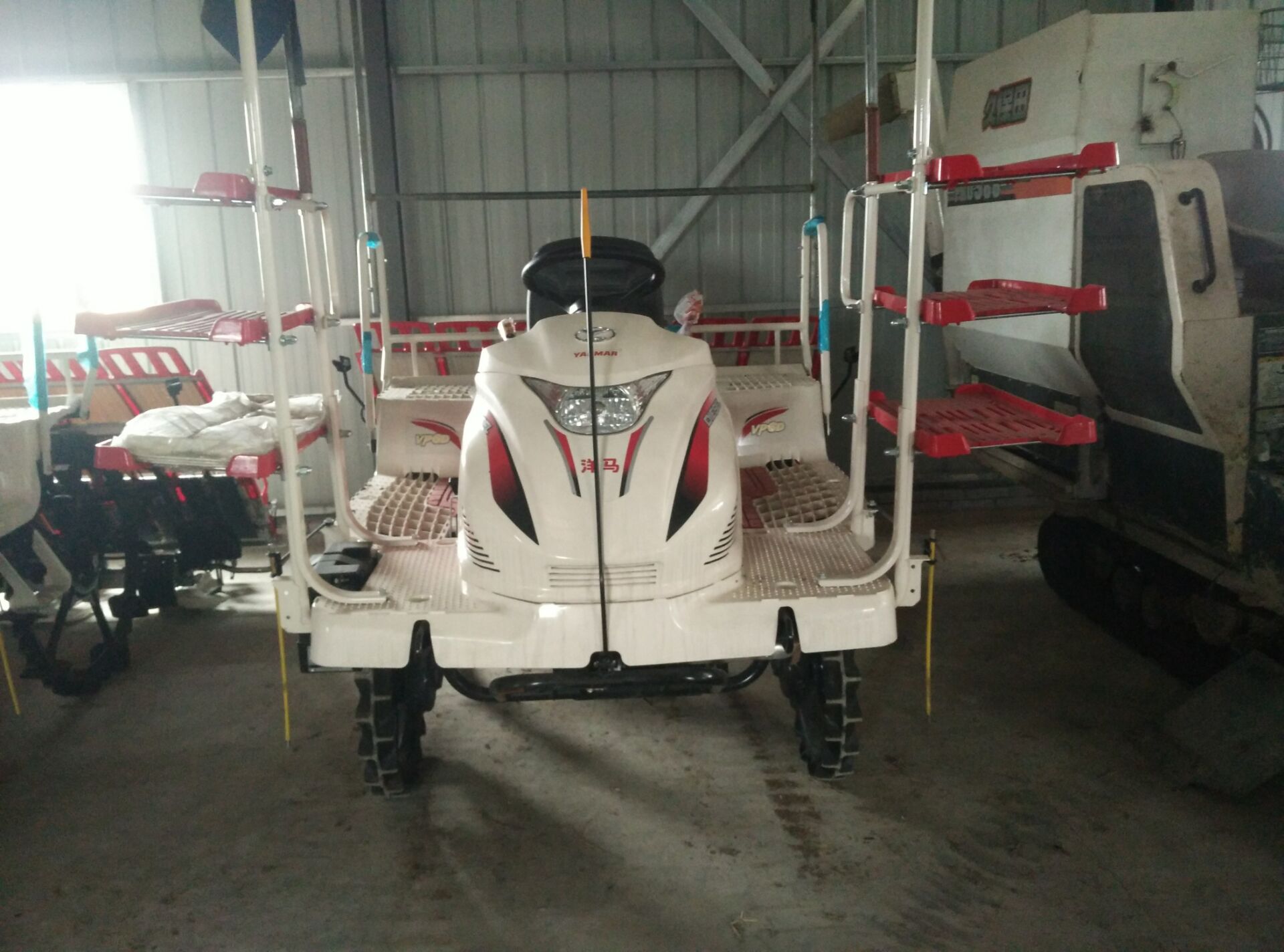 專營銷售插秧機(jī)和插秧機(jī)配件