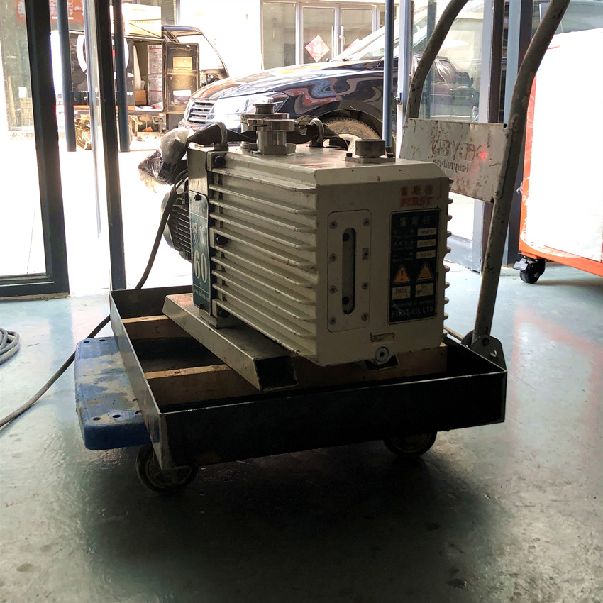 山東旋片真空泵維修 真空泵維修方法 leybold真空泵維修 制冷真空泵維修 萊寶SV300b真空泵維修