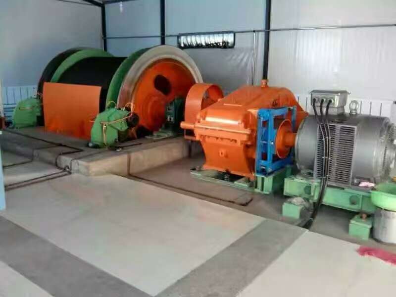 打井吊桶 鑿井絞車(chē)